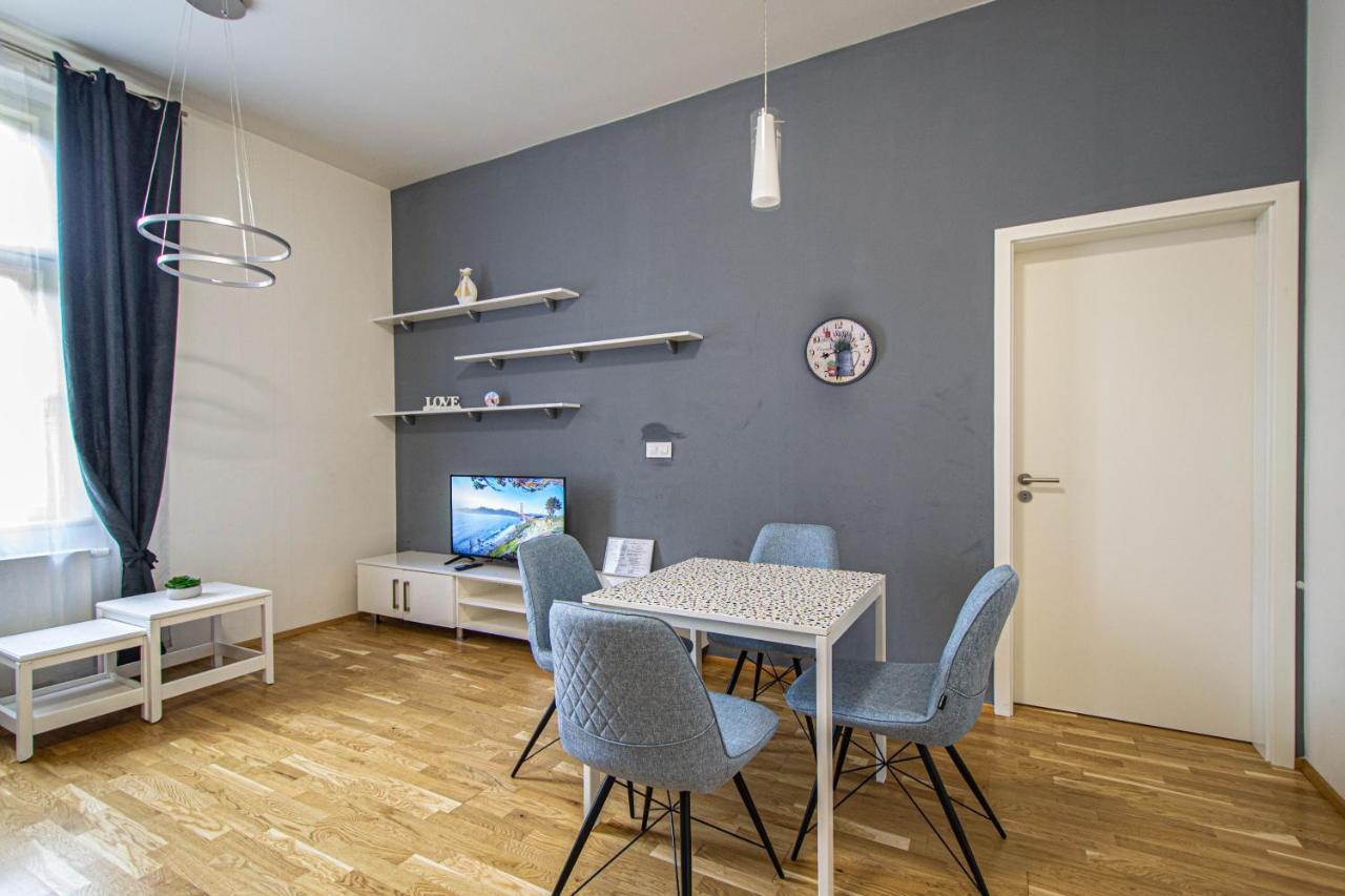 Stylish Apartment In Prague Best Gastronomic Area Εξωτερικό φωτογραφία